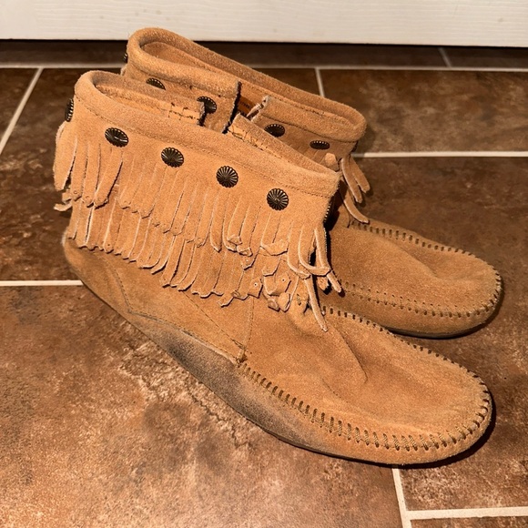 Minnetonka Double Fringe Moccasin Booties - Picture 1 of 7